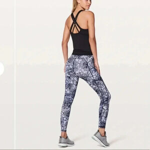 Lululemon speed up tights 28